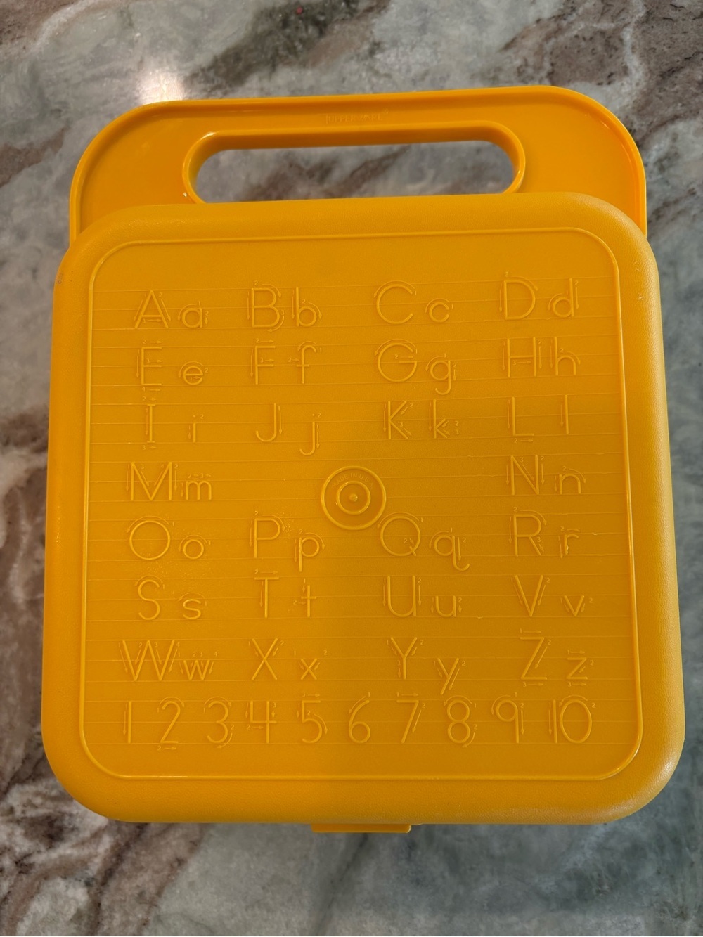 Vintage Tupperware Plastic Toy Travel Case ABC's Tracing Handle 7x7 Box